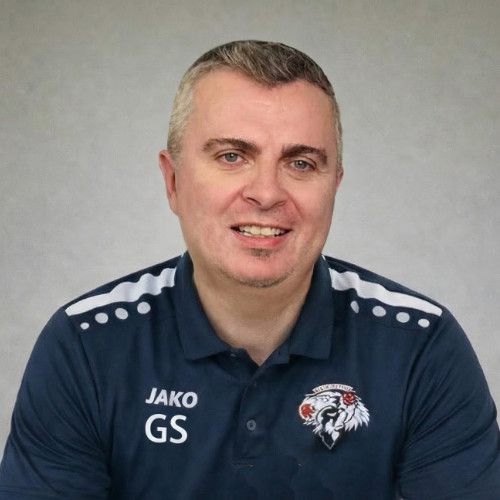 Trainer F-Mädchen